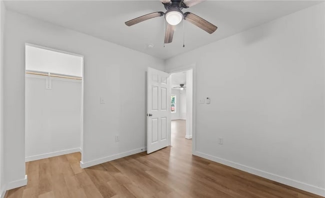 112 Linda Dr in San Marcos, TX - Building Photo - Building Photo