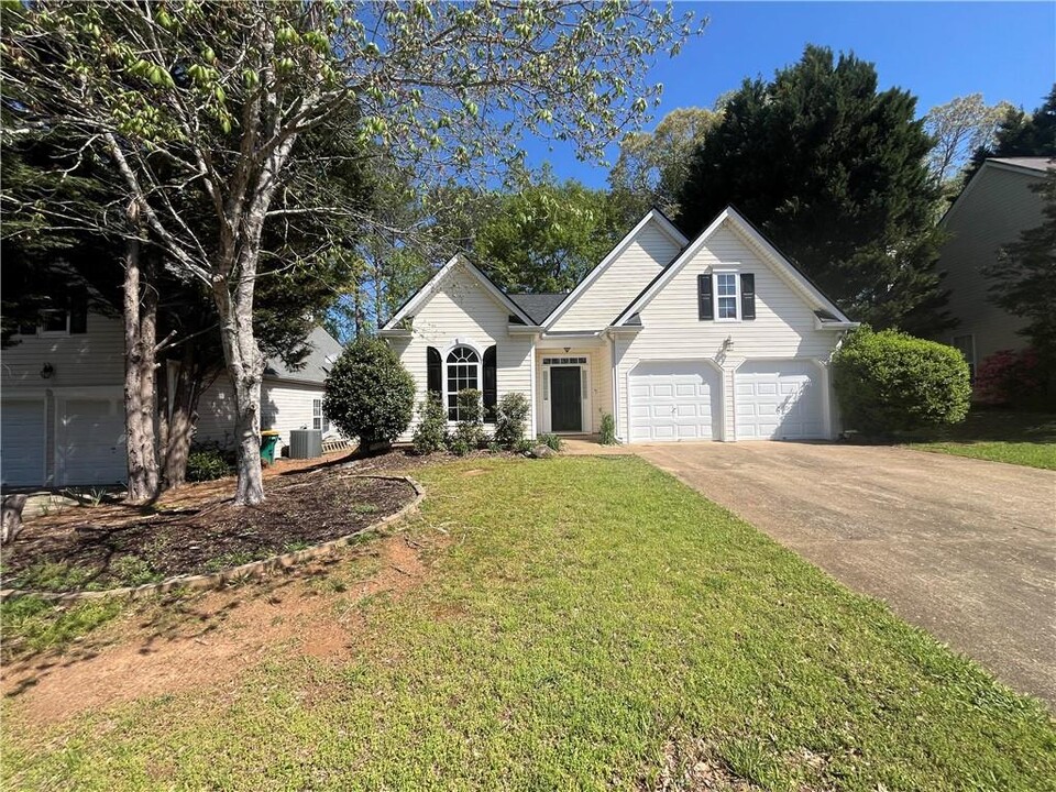 155 Weatherstone Dr in Woodstock, GA - Foto de edificio