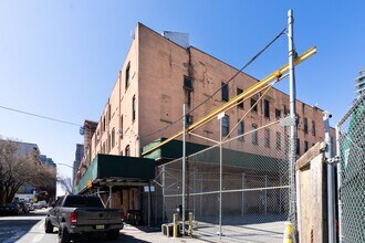 282 Nevins St in Brooklyn, NY - Foto de edificio - Building Photo