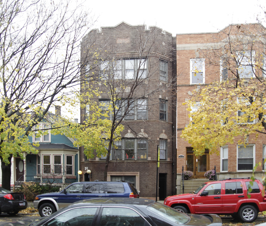 3541 N Reta Ave in Chicago, IL - Foto de edificio