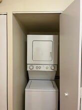 19305 Club House Rd, Unit Club House road in Montgomery Village, MD - Building Photo - Building Photo