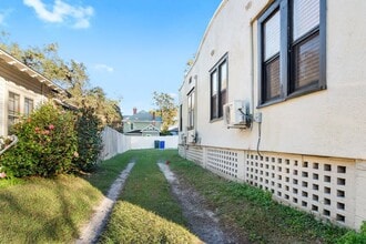 713 1/2 Johnson Ave in Lakeland, FL - Foto de edificio - Building Photo