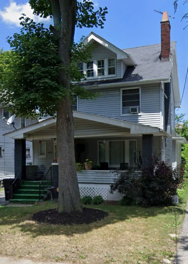 11703 Castlewood Ave in Cleveland, OH - Building Photo - Building Photo