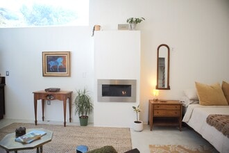 375 Delaware Dr in Ventura, CA - Building Photo - Building Photo