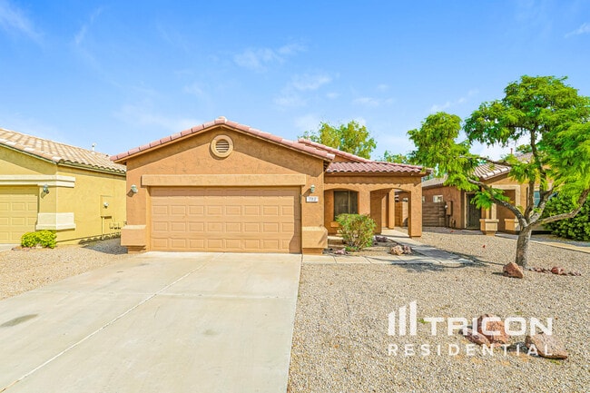 property at 792 E Horizon Heights Dr