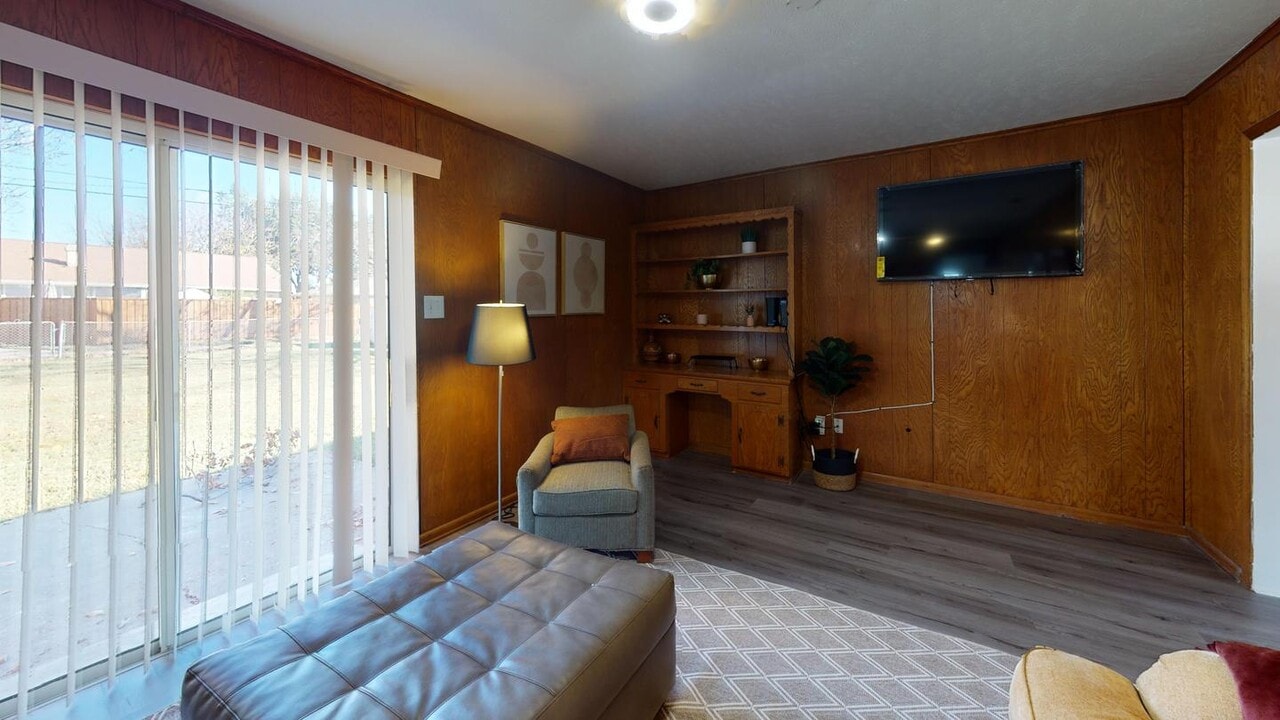 4106 Skyline Dr in Rowlett, TX - Foto de edificio