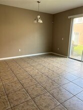 318 Summer Morning Pl in Brandon, FL - Building Photo - Building Photo