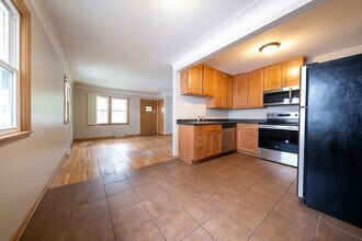 5524 Oliver Ave S in Minneapolis, MN - Building Photo - Building Photo