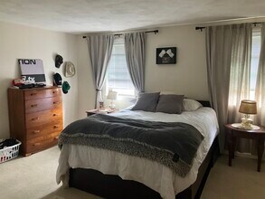 360 Neponset St, Unit Canton Crossing #605 in Canton, MA - Building Photo - Building Photo