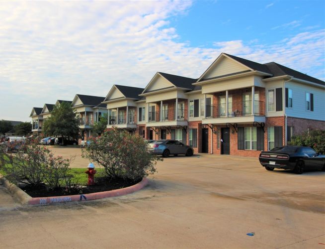 The Quarters on Luther in College Station, TX - Building Photo