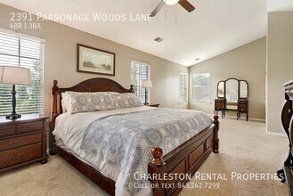 2391 Parsonage Woods Ln in Mount Pleasant, SC - Building Photo - Building Photo