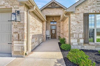 4817 Enclave Dr in Sanger, TX - Building Photo - Building Photo