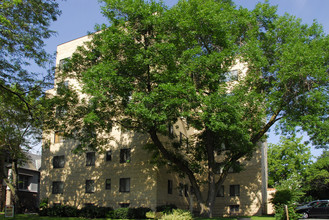 North Goodman Apartments in Rochester, NY - Building Photo - Building Photo