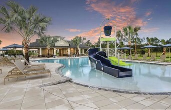 29916 Marquette Ave in Wesley Chapel, FL - Building Photo - Building Photo