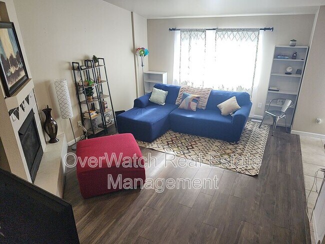 property at 4410 View Cir