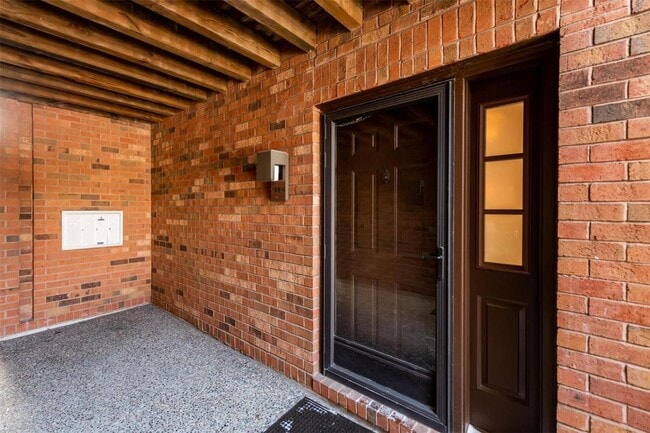 property at 122 N Central Ave