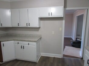 1070 Bloomville Rd in Manning, SC - Building Photo - Building Photo