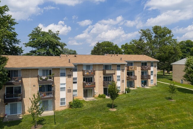 Top Of The Hill Apartments