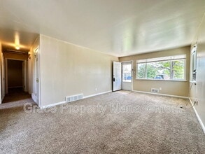 8071 Knox Ct in Westminster, CO - Building Photo - Building Photo