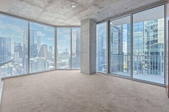 360 Nueces St in Austin, TX - Building Photo - Building Photo