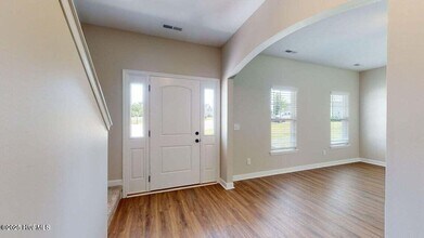 215 Purple Martin Dr in Hubert, NC - Building Photo - Building Photo