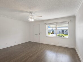1315 SW 20th St in Boynton Beach, FL - Building Photo - Building Photo