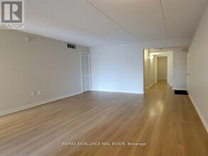 1350 Main St E in Milton, ON - Building Photo - Building Photo