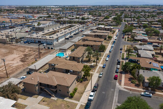 Desert Garden in El Centro, CA - Building Photo - Building Photo