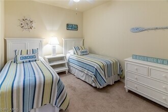 9517 Avellino Wy in Naples, FL - Foto de edificio - Building Photo