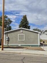 220 Liberty St in Rock Springs, WY - Building Photo - Building Photo