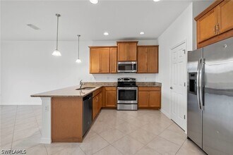 10818 Alvara Way in Bonita Springs, FL - Building Photo - Building Photo