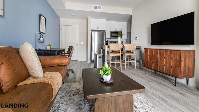 1216 N Atlantic Ave, Unit 448 in Daytona Beach, FL - Building Photo - Building Photo