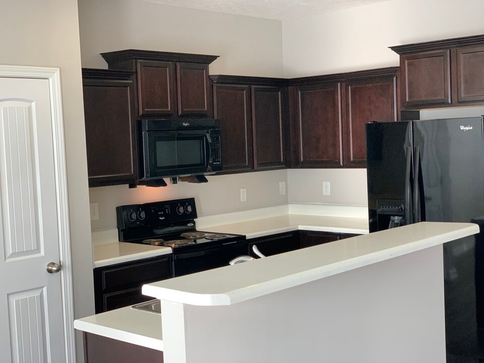 Heritage Hills Townhomes in Hermitage, TN - Foto de edificio