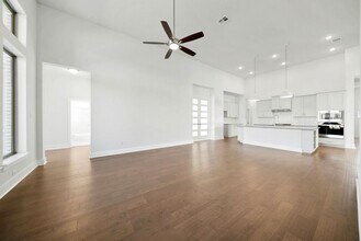 12515 Silver Gate in San Antonio, TX - Building Photo - Building Photo