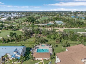 8537 Charter Club Cir in Ft. Myers, FL - Building Photo - Building Photo
