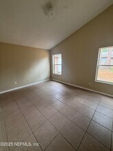9951 Somerset Grove Ln in Jacksonville, FL - Building Photo - Building Photo