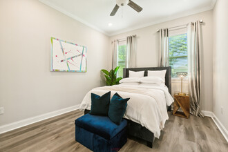 2323 Leonidas St, Unit Beautiful Shared Living in New Orleans, LA - Building Photo - Building Photo