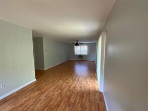 31 Parkside Dr in Suffern, NY - Building Photo - Building Photo