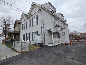 148 Clinton Unit #6 St in Montgomery, NY - Building Photo - Building Photo