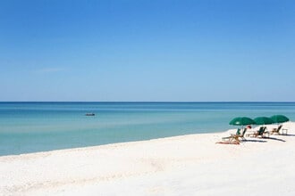 304 La Paloma Pl in Panama City Beach, FL - Building Photo - Building Photo
