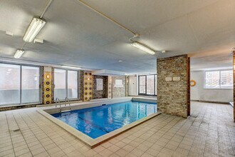 6555 Kildare in Cote-St-Luc, QC - Building Photo - Building Photo