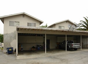 224 Marylinn Dr in Milpitas, CA - Foto de edificio - Building Photo
