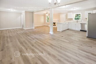 7185 Cane Leaf Dr in Fairburn, GA - Building Photo - Building Photo