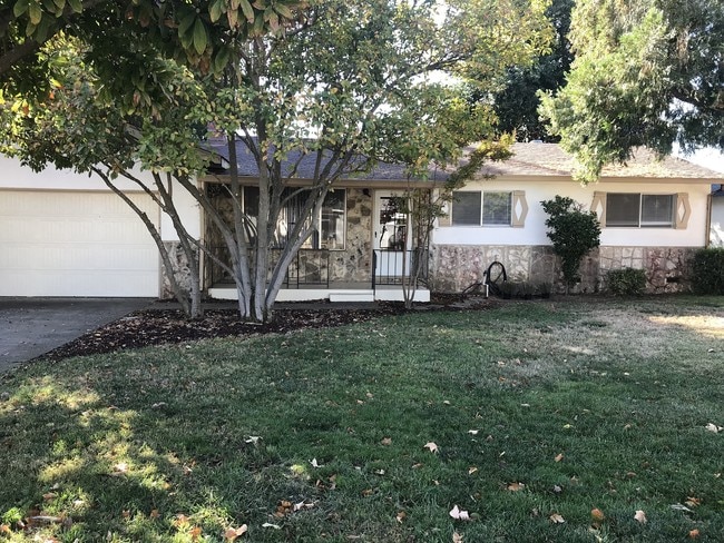 property at 1059 La Mesa Dr