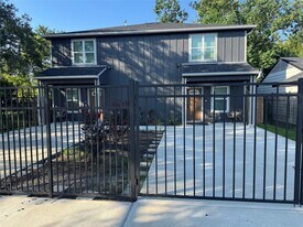 3433 Lydia St in Houston, TX - Building Photo