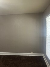 425 Leeds Ave in Indianapolis, IN - Building Photo - Building Photo