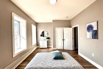 372 Forrest St in Jersey City, NJ - Building Photo - Building Photo