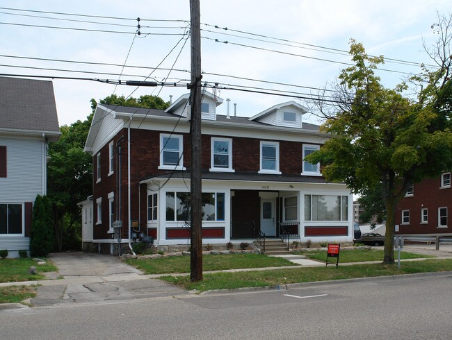 408 N Walnut St in Lansing, MI - Foto de edificio - Building Photo