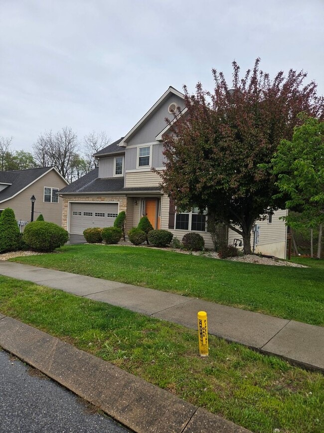 110 Smith Rd in York, PA - Building Photo - Building Photo