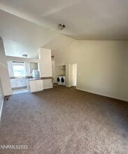 6745 Evening Star Dr in Sparks, NV - Building Photo - Building Photo